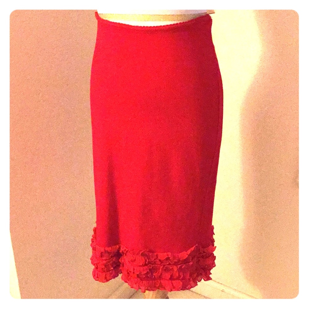 Bodycon skirt with Ruffles